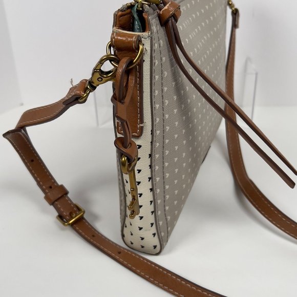 Fossil Emma Crossbody Grey White Hearts Handbag 10‎ x 8 Purse - Picture 8 of 16